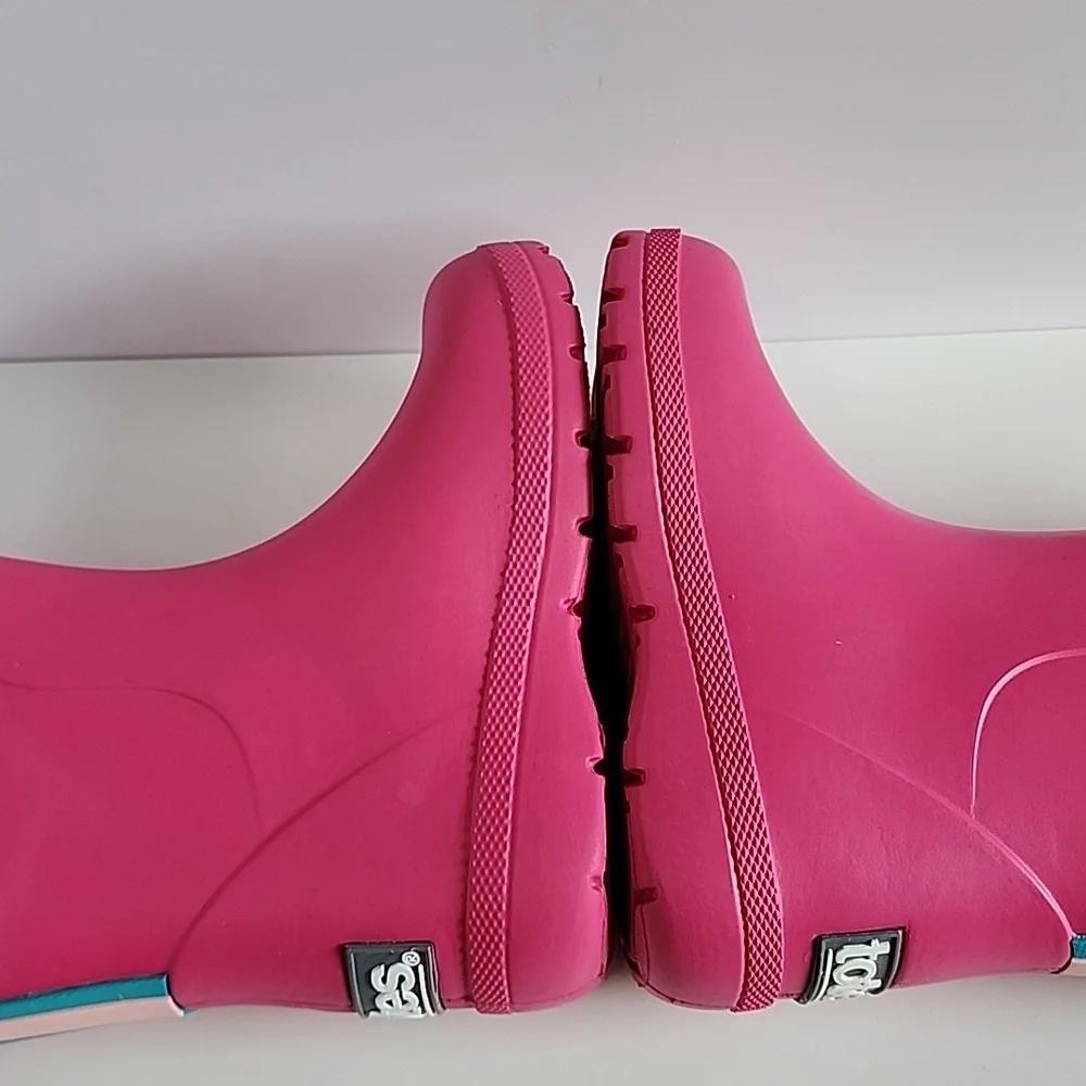 totes stylish pink
